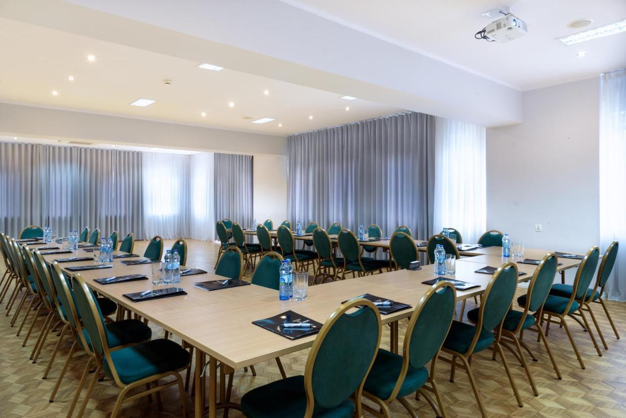 Tailor Hotel Sport & Conference مورونغ المظهر الخارجي الصورة